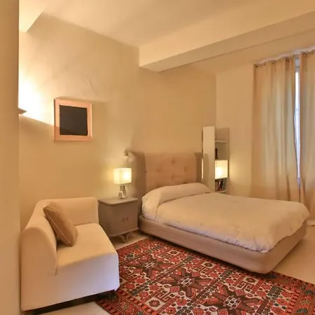 Elegante Nel Cuore Della Citta Modena